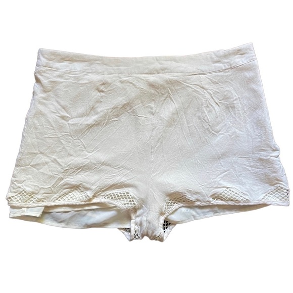 Urban Outfitters Kimchi Blue Cut-Out Mesh Shorts Ivory Size Large Festival Boho - Picture 4 of 14